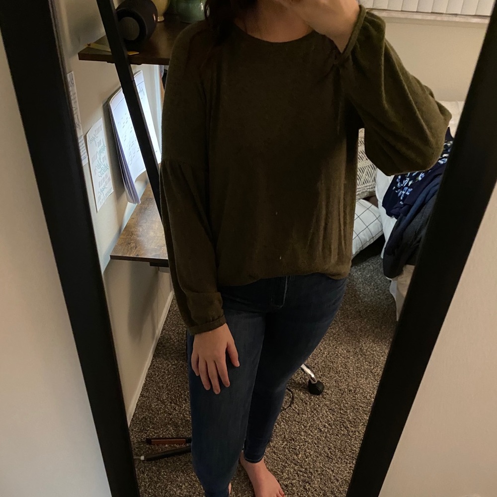 Old navy green top